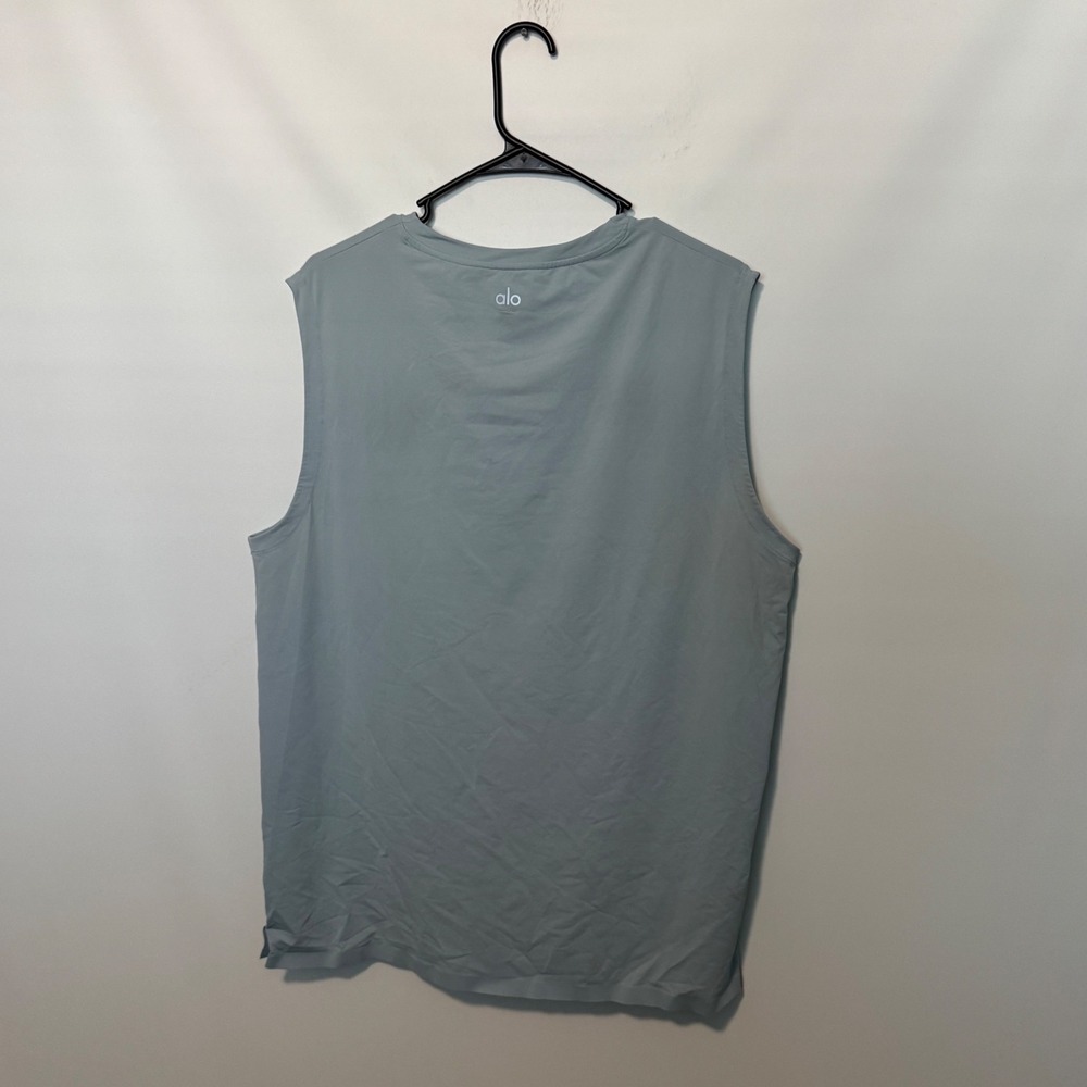 Alo Yoga Muscle Shirt Mens Large Blue Sleeveless Performance Gym Tee Tank Train - Picture 5 of 7